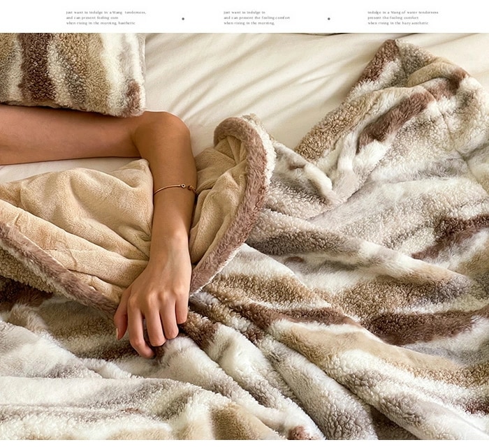 毛布 ブランケット ラビットファー調 掛け毛布 シングル 吸湿発熱 ふわふわ フェイクファー フランネル あったか おしゃれ 北欧 洗える もふもふ 合わせ毛布 冬用 寝具 新生活 150X200c 毛布 ブランケット ラビットファー調 掛け毛布 シングル 吸湿発熱 ふわふわ フェイクファー フランネル あったか おしゃれ 北欧 洗える もふもふ 合わせ毛布 冬用 寝具 新生活 150X200c