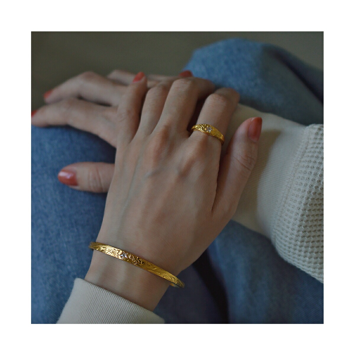 ハワイアンジュエリー バングル サージカルステンレス キュービックジルコニア 星 スクロール 波 ハワイアンジュエリー バングル サージカルステンレス キュービックジルコニア 星 スクロール 波