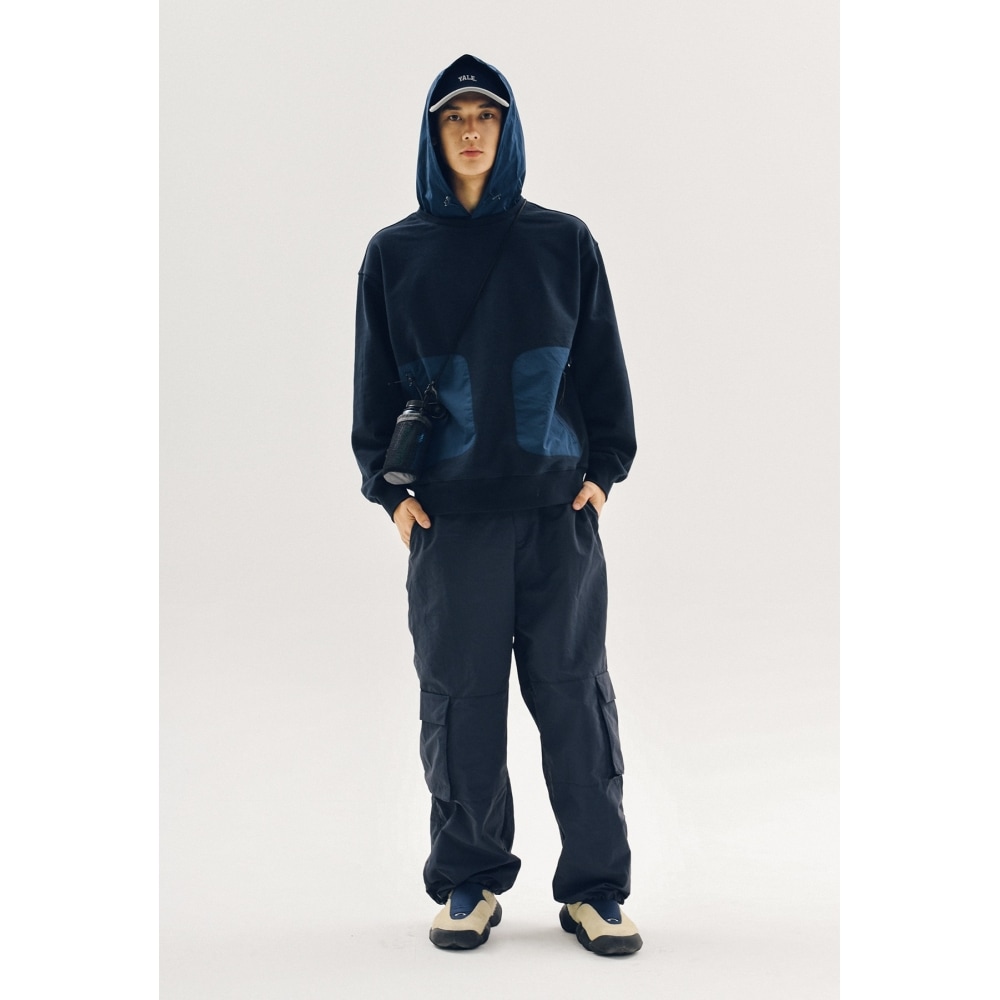 エール【ONEMILE WEAR】ファブリックミックススポーティーパーカー ネイビー エール【ONEMILE WEAR】ファブリックミックススポーティーパーカー ネイビー