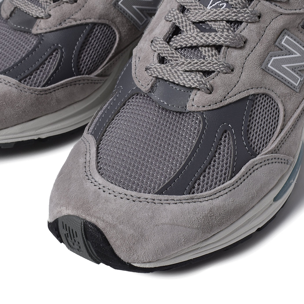 NEW BALANCE NEW BALANCE