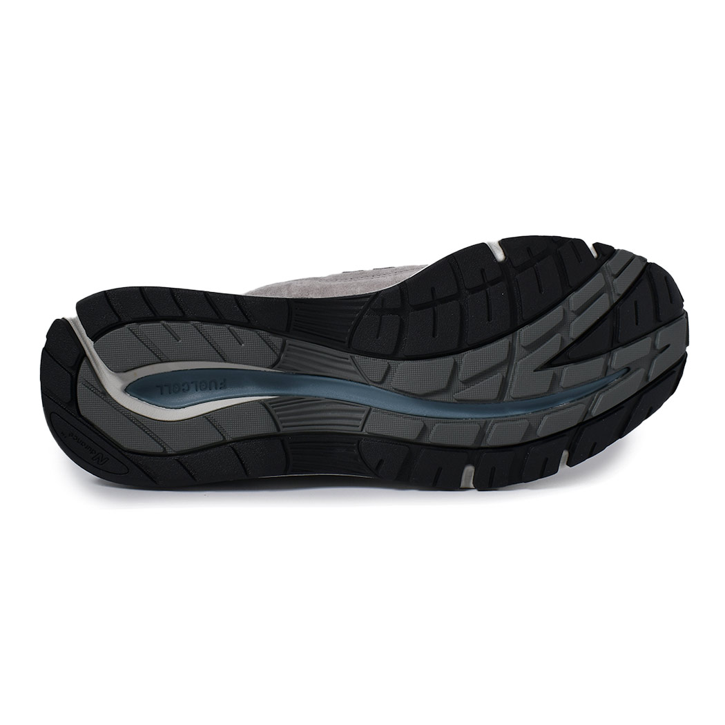 NEW BALANCE NEW BALANCE