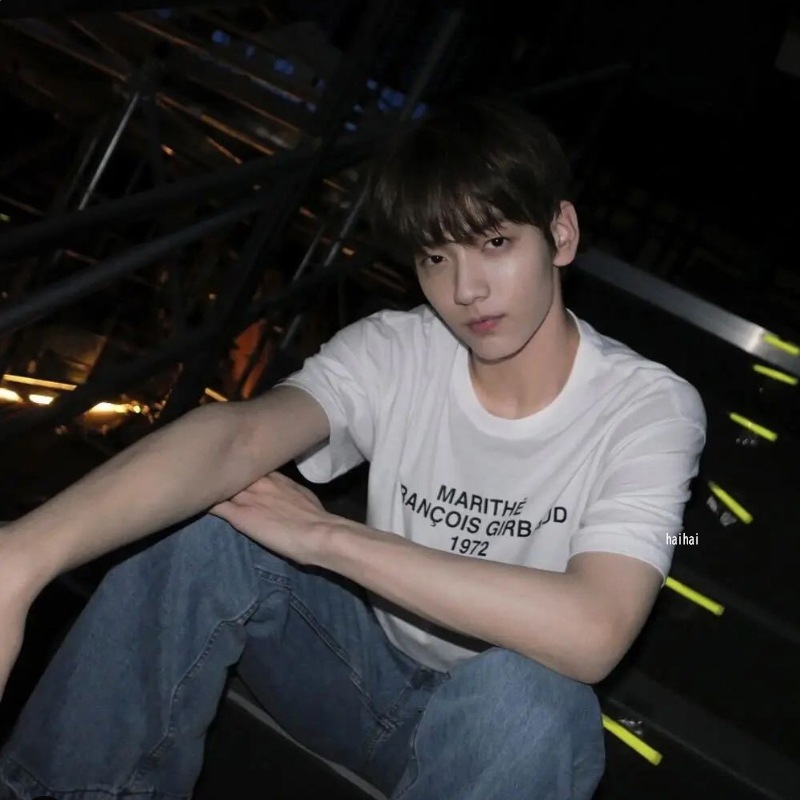 [TXT スビン着用］LETTERING LOGO OVERSIZED TEE white