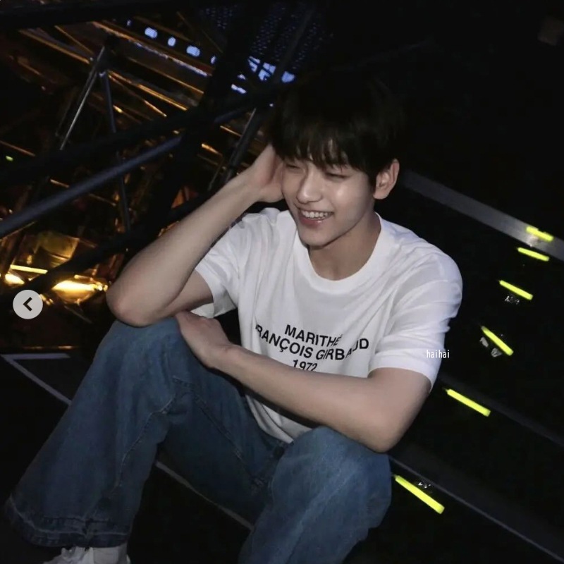 [TXT スビン着用］LETTERING LOGO OVERSIZED TEE white