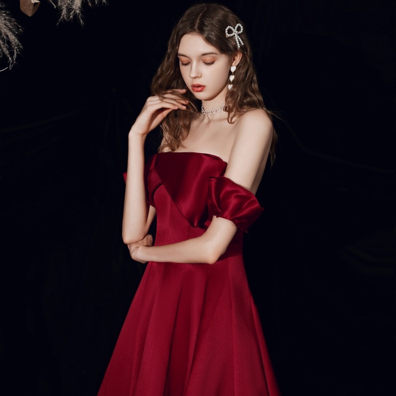 サテンワンショルダートーストドレス 花嫁用 2024年新作 バーガンディ 結婚式婚約 普段も凛としたイブニングドレスが着られます