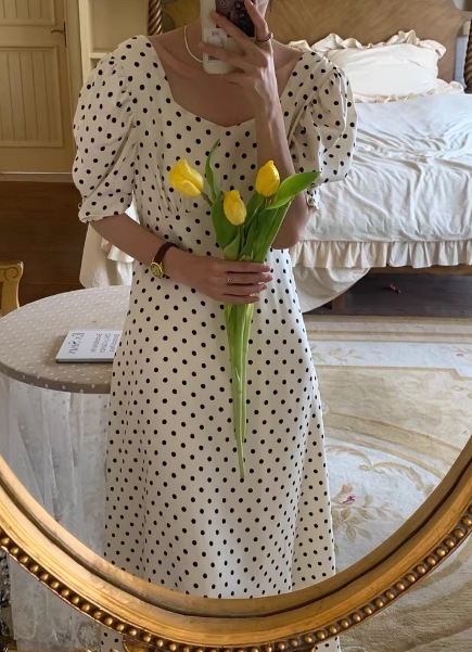 レディース プルオーバー ドレス ワンピース ロング 半袖 ボリューム袖 パフスリーブ スクエアネック スリム 細身 Aライン 背中開き フェミニン バックリボン ハイウエスト サテン かわいい レディース プルオーバー ドレス ワンピース ロング 半袖 ボリューム袖 パフスリーブ スクエアネック スリム 細身 Aライン 背中開き フェミニン バックリボン ハイウエスト サテン かわいい