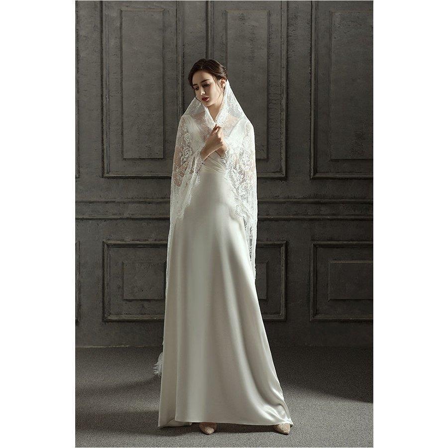 ウエディングドレス 海外挙式 白 前撮り 後撮り 背中開き 撮影 新婦 結婚式 二次会 披露宴 エンパイア フォトウエディング 袖あり シンプル 花嫁ドレス レース ウエディングドレス 海外挙式 白 前撮り 後撮り 背中開き 撮影 新婦 結婚式 二次会 披露宴 エンパイア フォトウエディング 袖あり シンプル 花嫁ドレス レース