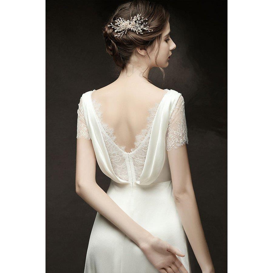 ウエディングドレス 海外挙式 白 前撮り 後撮り 背中開き 撮影 新婦 結婚式 二次会 披露宴 エンパイア フォトウエディング 袖あり シンプル 花嫁ドレス レース ウエディングドレス 海外挙式 白 前撮り 後撮り 背中開き 撮影 新婦 結婚式 二次会 披露宴 エンパイア フォトウエディング 袖あり シンプル 花嫁ドレス レース