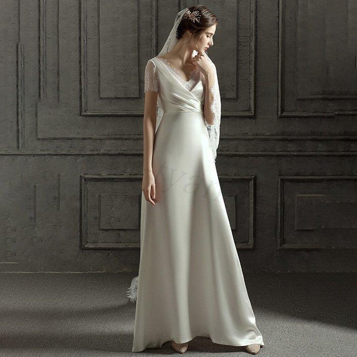 ウエディングドレス 海外挙式 白 前撮り 後撮り 背中開き 撮影 新婦 結婚式 二次会 披露宴 エンパイア フォトウエディング 袖あり シンプル 花嫁ドレス レース ウエディングドレス 海外挙式 白 前撮り 後撮り 背中開き 撮影 新婦 結婚式 二次会 披露宴 エンパイア フォトウエディング 袖あり シンプル 花嫁ドレス レース