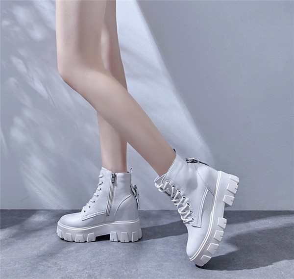 【2025新作入荷】ショートブーツ レディース ブーツ 厚底 ショート ブーツ ファスナー付き ヒール+インヒール 9cm ブラック ホワイト 【2025新作入荷】ショートブーツ レディース ブーツ 厚底 ショート ブーツ ファスナー付き ヒール+インヒール 9cm ブラック ホワイト