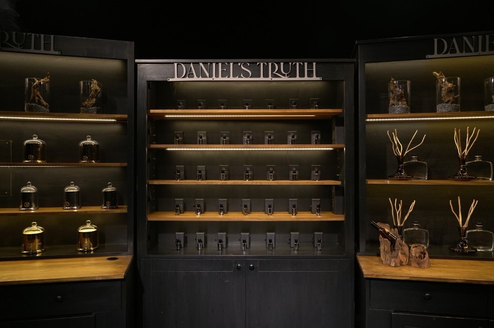 [TXTスビン愛用] 香水 パフューム 10ml Oil Perfume Bomshell 正規品