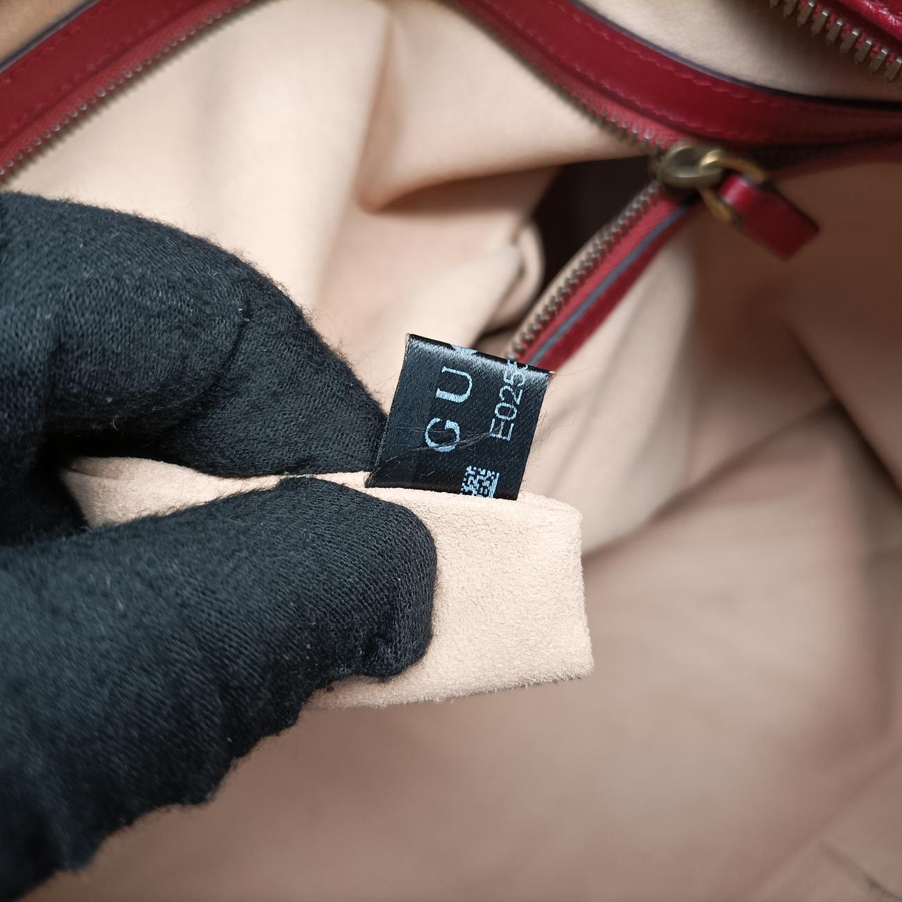 GGマーモントレッドレザー524578E025501898中古 GGマーモントレッドレザー524578E025501898中古