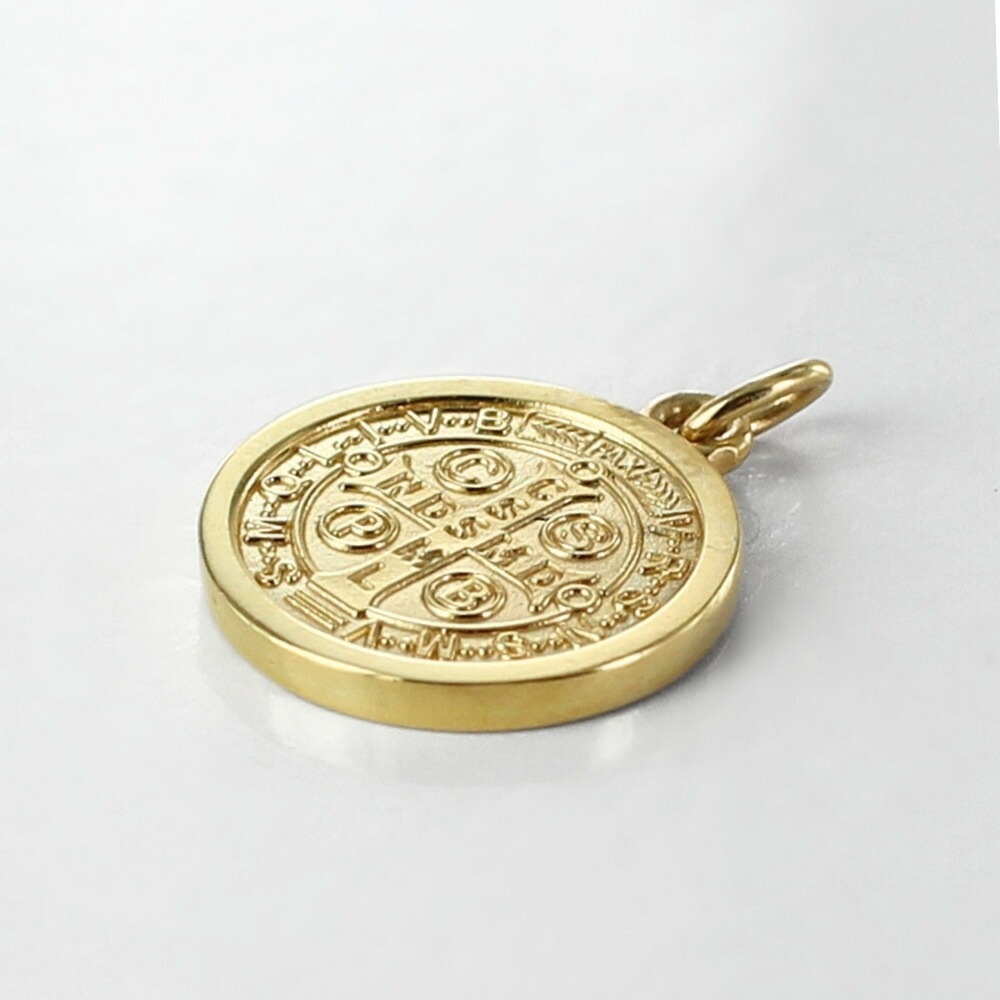 K18 18金 聖ベネディクト ゴールド ペンダントトップ ネックレスチャーム メンズ レディース メダイ 18K 高級感 シンプル ペンダントヘッド ネックレストップ プレゼント ギフト 女性 男性 K18 18金 聖ベネディクト ゴールド ペンダントトップ ネックレスチャーム メンズ レディース メダイ 18K 高級感 シンプル ペンダントヘッド ネックレストップ プレゼント ギフト 女性 男性