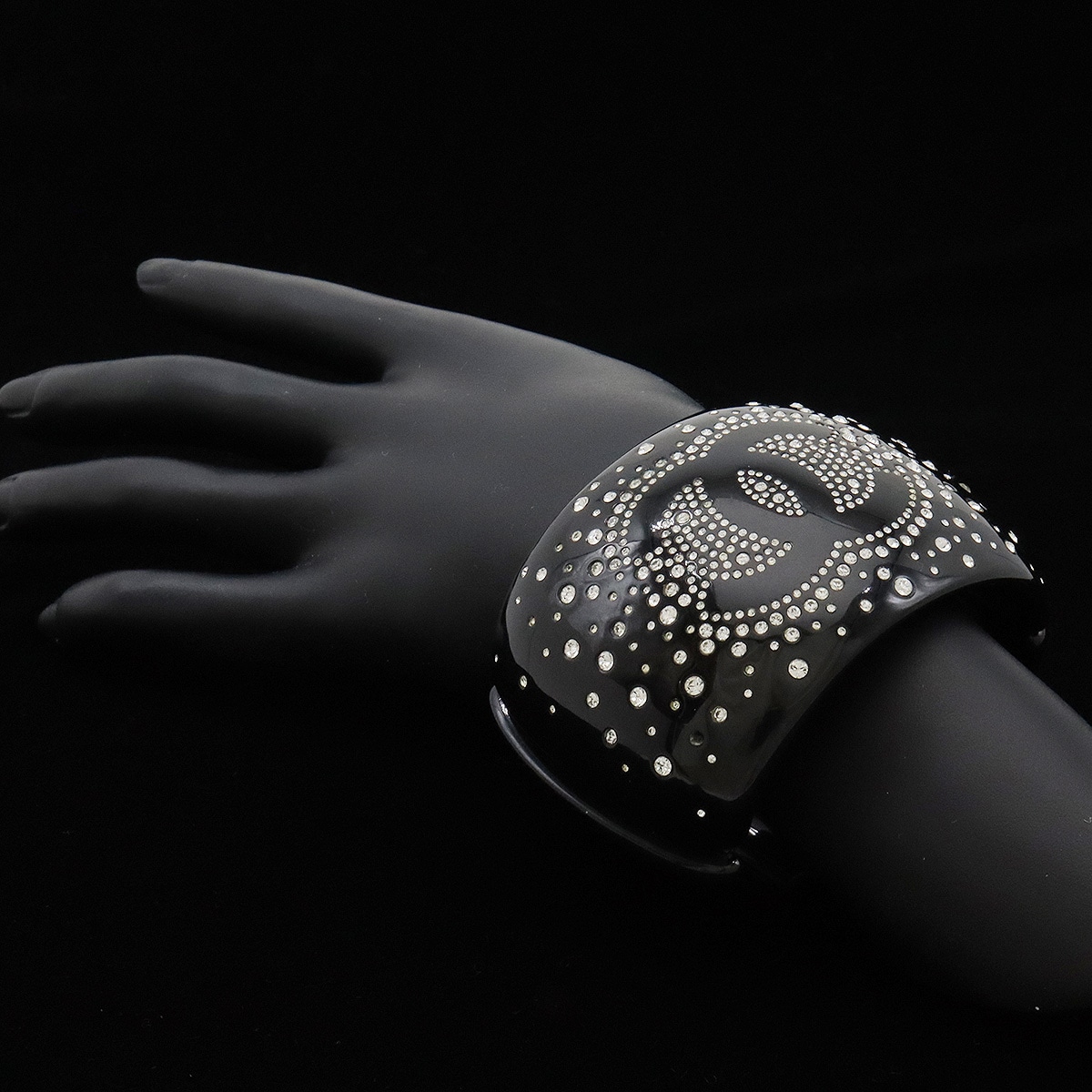 ココマーク バングル ブレスレット 開閉式 プラスチック ラインストーン ブラック 黒 10 ココマーク バングル ブレスレット 開閉式 プラスチック ラインストーン ブラック 黒 10