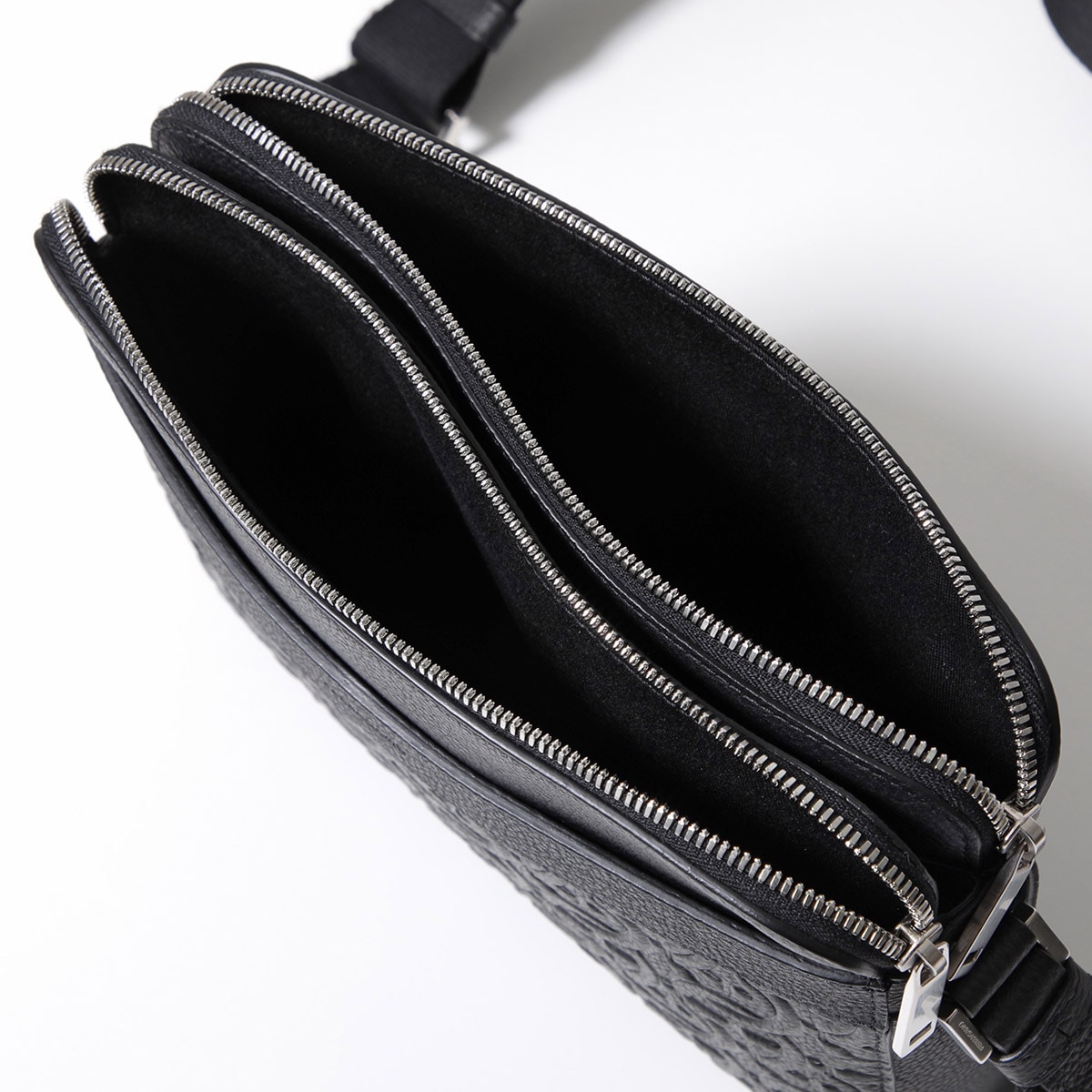 FERRAGAMO フェラガモ ショルダーバッグ TRAVEL EMBOSSED BLOCCO 24 1643 メンズ レザー ガンチーニ クロスボディ 鞄 001/NERO