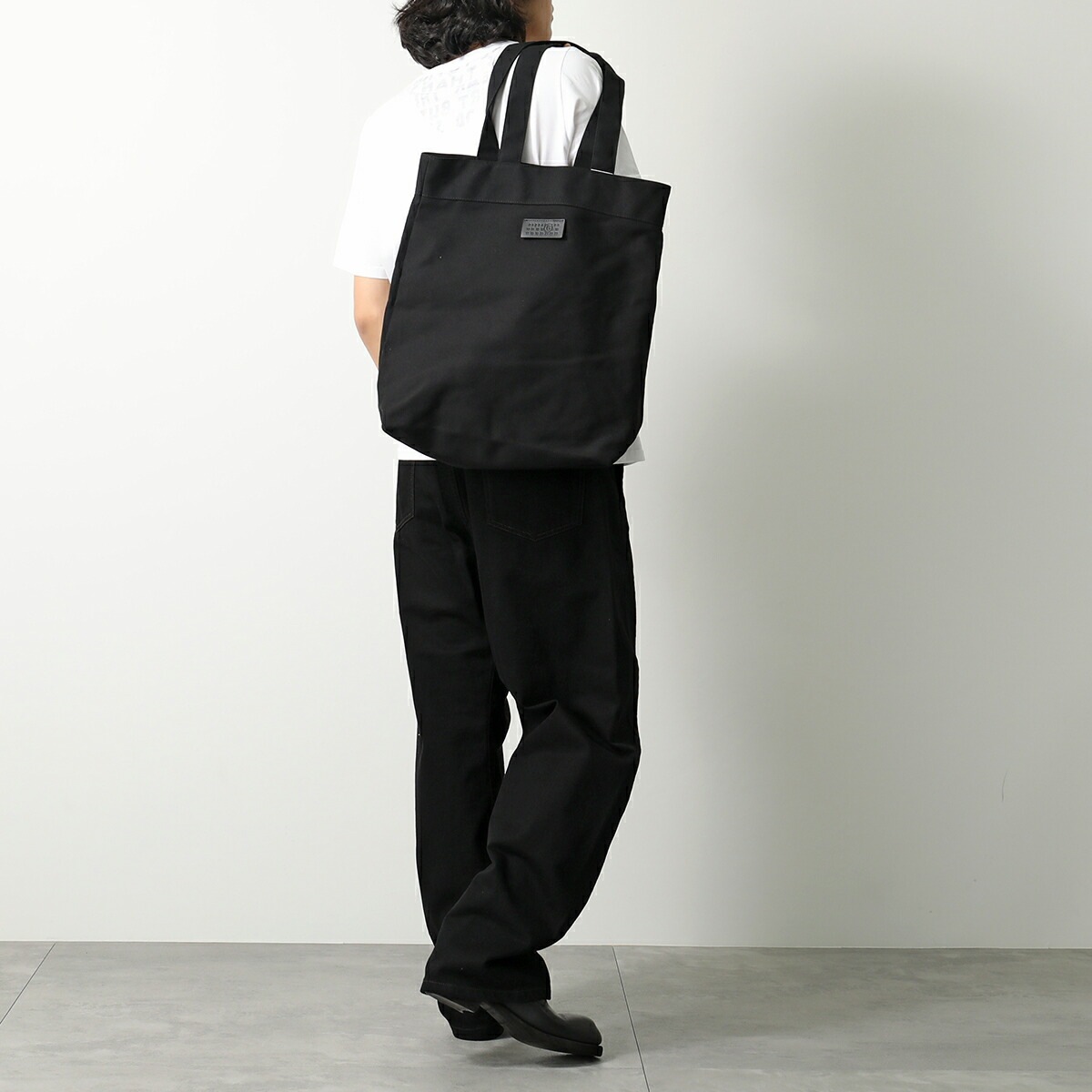 MM6 エムエムシックス メゾンマルジェラ トートバッグ SB6WC0020 P8331 レディース リバーシックス キャンバス ショッピングバッグ 鞄 MM6 エムエムシックス メゾンマルジェラ トートバッグ SB6WC0020 P8331 レディース リバーシックス キャンバス ショッピングバッグ 鞄