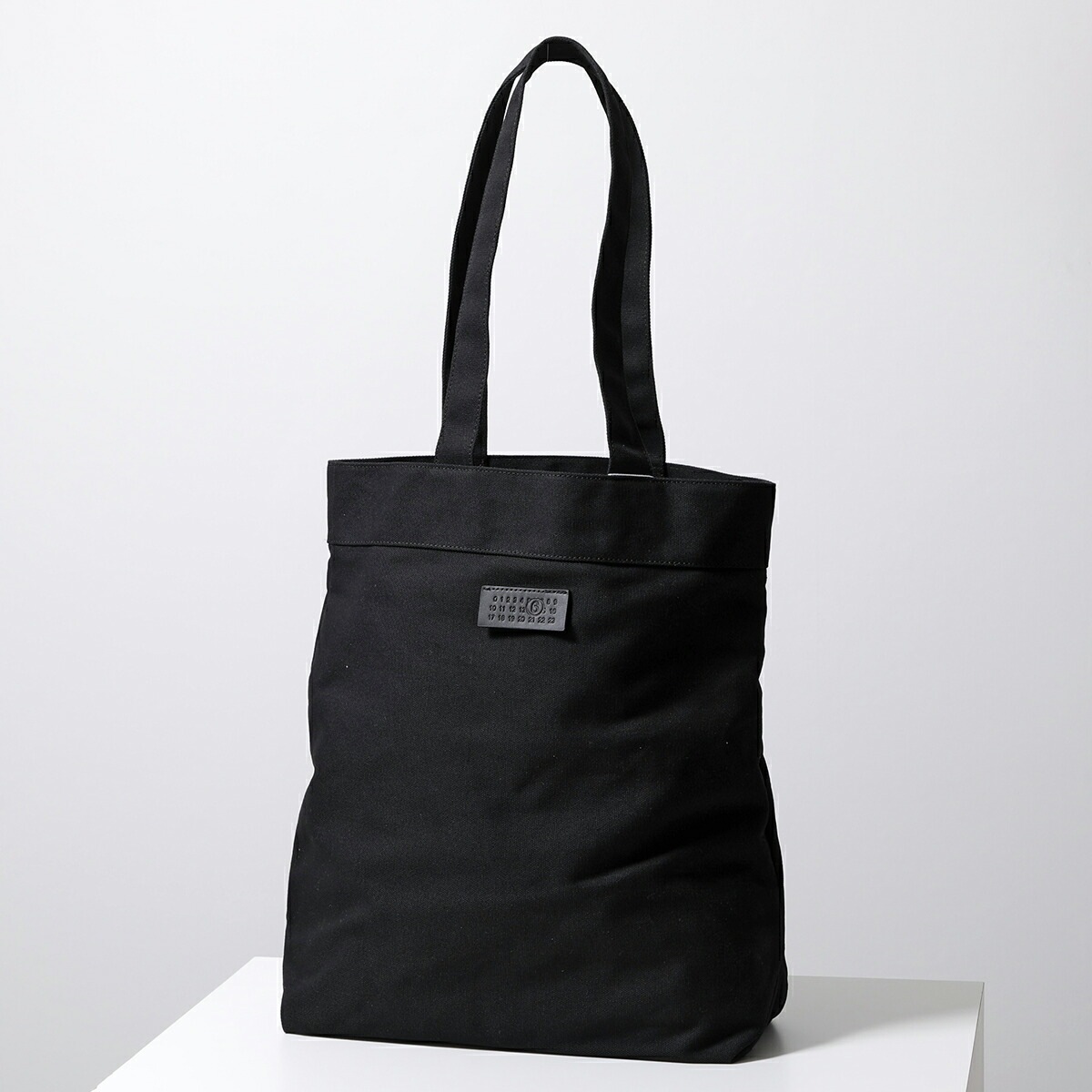 MM6 エムエムシックス メゾンマルジェラ トートバッグ SB6WC0020 P8331 レディース リバーシックス キャンバス ショッピングバッグ 鞄 MM6 エムエムシックス メゾンマルジェラ トートバッグ SB6WC0020 P8331 レディース リバーシックス キャンバス ショッピングバッグ 鞄