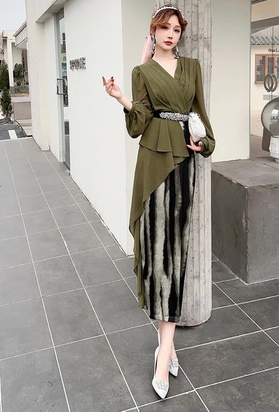 【急速出荷 2025年新作】タイトワンピース ロング 上品 きれいめ スリットワンピース 韓国 レトロワンピース お呼ばれワンピース 同窓会ワンピース 成人式ワンピース 成人式ドレス 同窓会ドレス パ 【急速出荷 2025年新作】タイトワンピース ロング 上品 きれいめ スリットワンピース 韓国 レトロワンピース お呼ばれワンピース 同窓会ワンピース 成人式ワンピース 成人式ドレス 同窓会ドレス パ