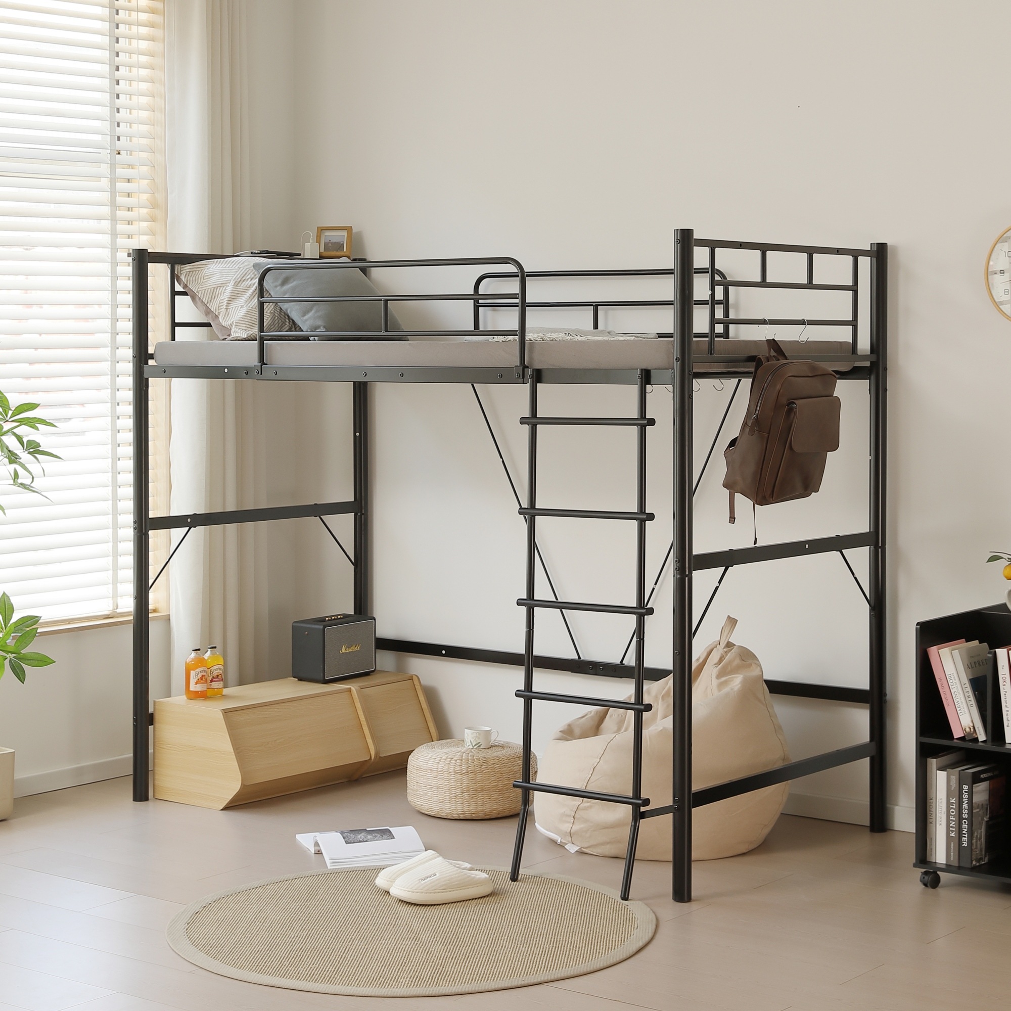 154ロフトベッド パイプベッド シングル コンセント付き 宮 ロフト ベッド 北欧風 高さ170cm ロフト ベッド 大人用 二段ベッド 子供部屋 子供ベッド 送料無料 スチール 耐震 ベッド シン 154ロフトベッド パイプベッド シングル コンセント付き 宮 ロフト ベッド 北欧風 高さ170cm ロフト ベッド 大人用 二段ベッド 子供部屋 子供ベッド 送料無料 スチール 耐震 ベッド シン