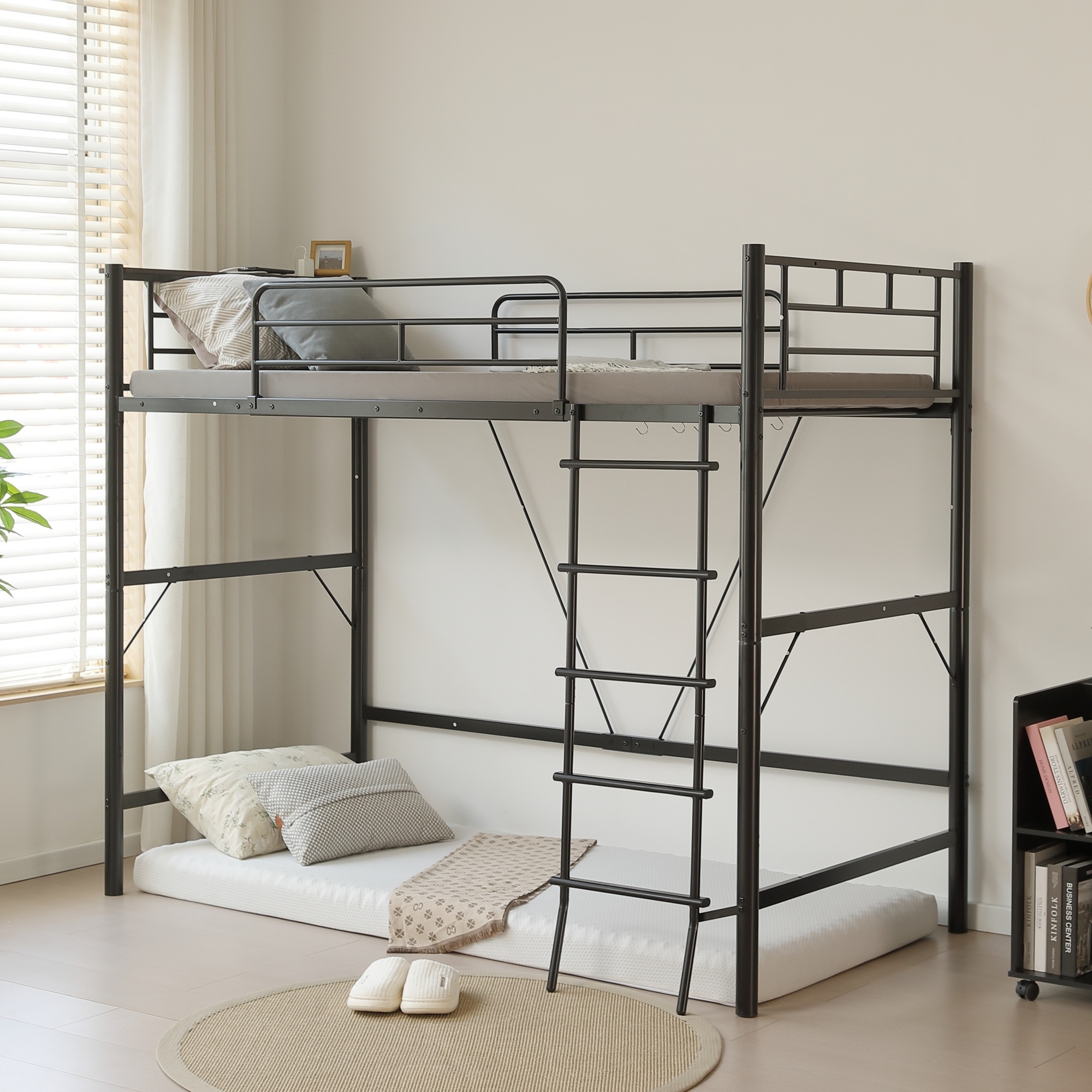 154ロフトベッド パイプベッド シングル コンセント付き 宮 ロフト ベッド 北欧風 高さ170cm ロフト ベッド 大人用 二段ベッド 子供部屋 子供ベッド 送料無料 スチール 耐震 ベッド シン 154ロフトベッド パイプベッド シングル コンセント付き 宮 ロフト ベッド 北欧風 高さ170cm ロフト ベッド 大人用 二段ベッド 子供部屋 子供ベッド 送料無料 スチール 耐震 ベッド シン