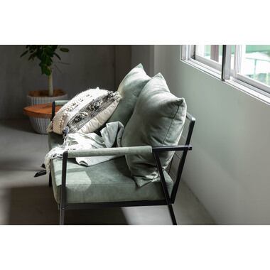 コーデュロイと黒アイアン脚のインダストリアルな2人掛ソファ 北欧 インダストリアル ソファ 黒 ブラック リビング コーデュロイと黒アイアン脚のインダストリアルな2人掛ソファ 北欧 インダストリアル ソファ 黒 ブラック リビング