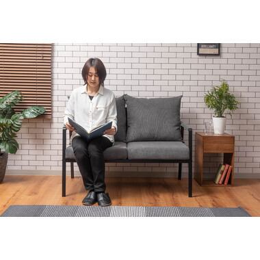 コーデュロイと黒アイアン脚のインダストリアルな2人掛ソファ 北欧 インダストリアル ソファ 黒 ブラック リビング コーデュロイと黒アイアン脚のインダストリアルな2人掛ソファ 北欧 インダストリアル ソファ 黒 ブラック リビング