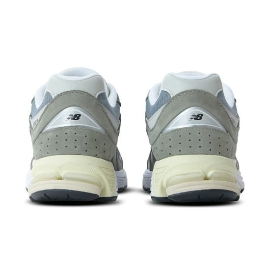 Qoo10] new balance ニューバランス M2002RNA スニー