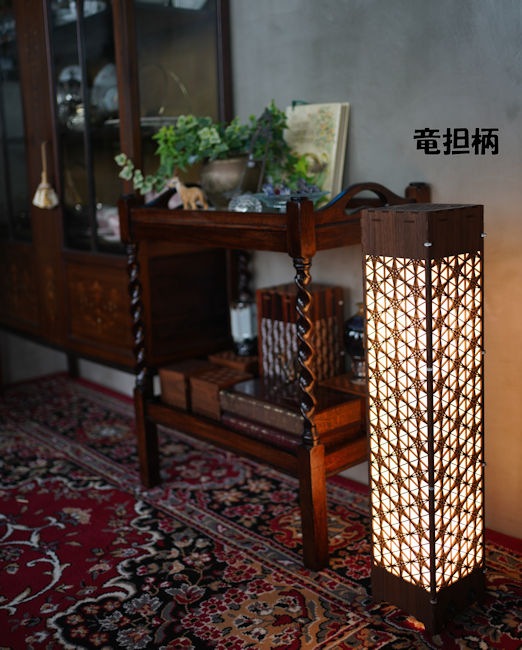 光触媒空間除菌脱臭機縦型行灯(角麻 竜胆)空気清浄機(276) 光触媒空間除菌脱臭機縦型行灯(角麻 竜胆)空気清浄機(276)