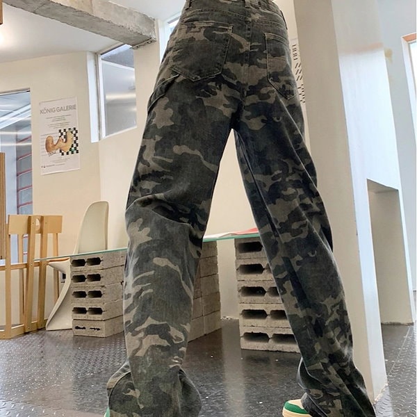 【新品未使用】 noill カモ柄カーゴパンツ バギー Qoo10] 2024新作 迷彩柄 カーゴパンツ ロン