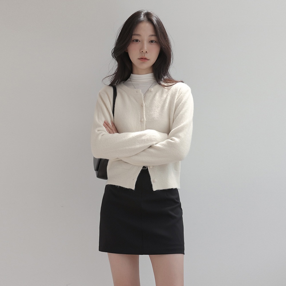 サロンティソフトラウンドニットカーディガン サロンティソフトラウンドニットカーディガン