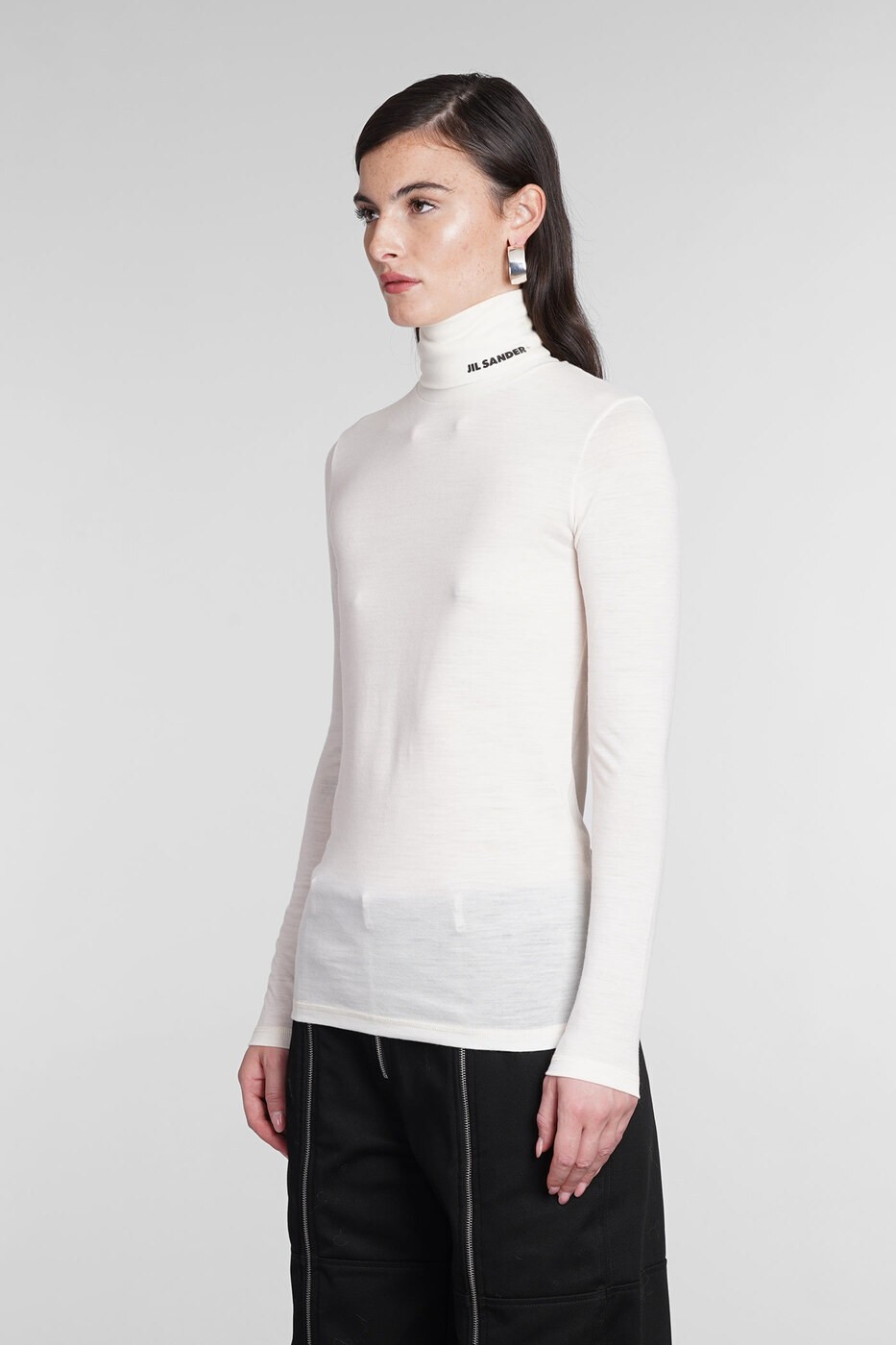 J40GC0020J70021_102 秋冬2024 トレーナー レディース ia