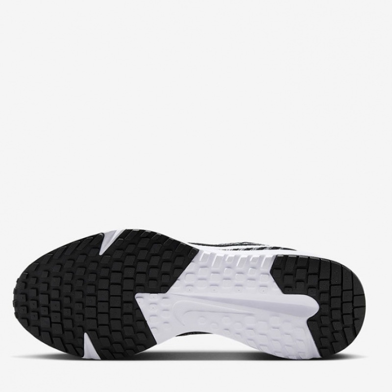 ナイキ ランニングシューズ ラン ディファイ HM9594-004