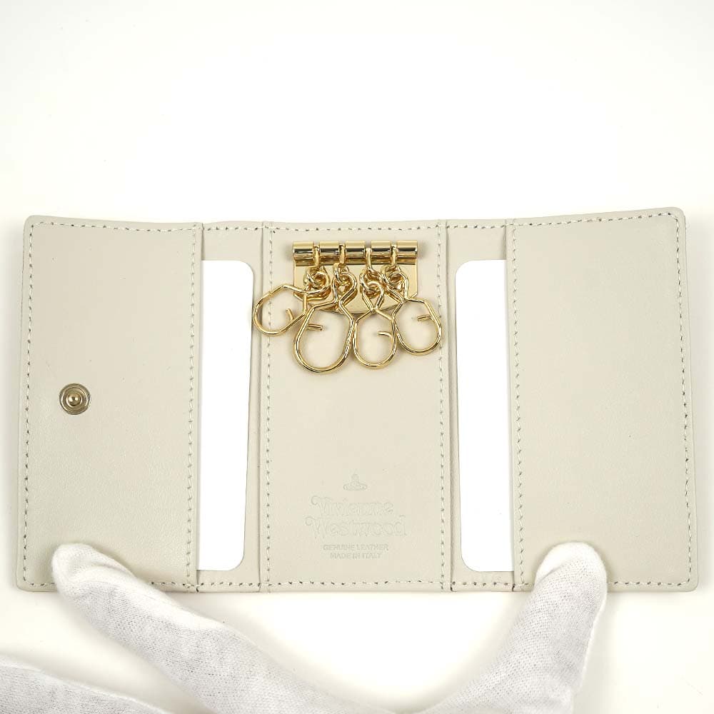 ヴィヴィアンウエストウッド キーケース Vivienne Westwood 4連 VICTORIA KEY CASE BEIGE 51020001-42106-C402
