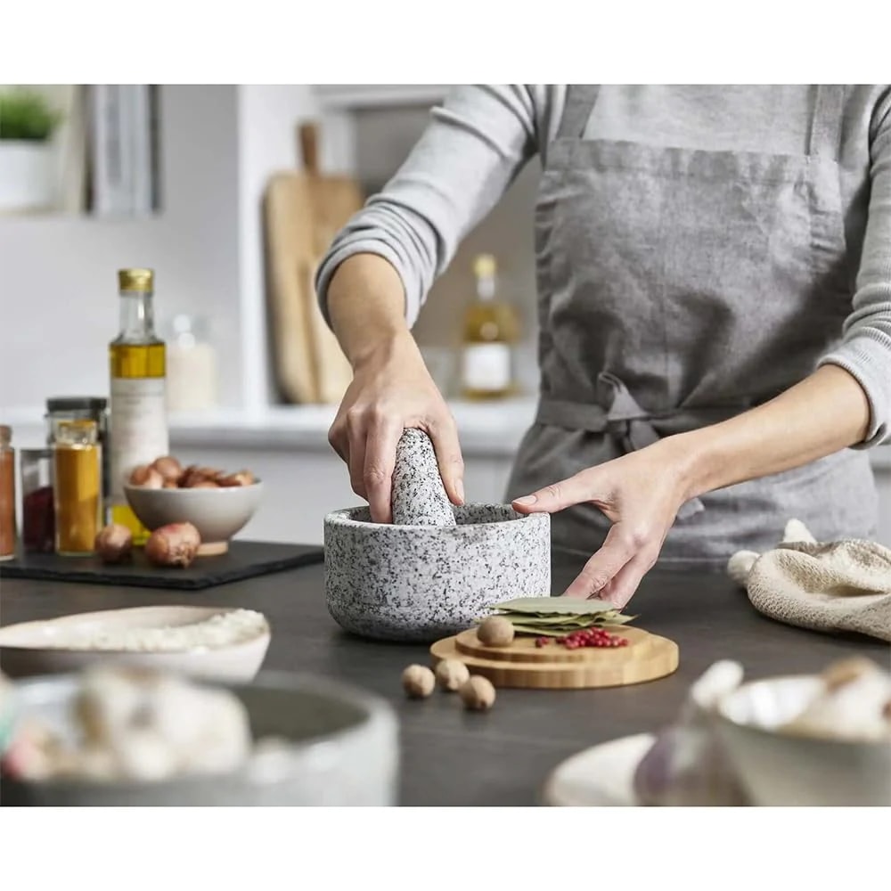 すり鉢 すりこぎ セット ダッシュ 天然御影石製 直径21.5cm 竹製フタ付き スパイスグラインダー ハーブ つぶし器 すり潰し 粉末 調理器具 キッチン 薬味 ペースト ソース 下ごしらえ グレー すり鉢 すりこぎ セット ダッシュ 天然御影石製 直径21.5cm 竹製フタ付き スパイスグラインダー ハーブ つぶし器 すり潰し 粉末 調理器具 キッチン 薬味 ペースト ソース 下ごしらえ グレー