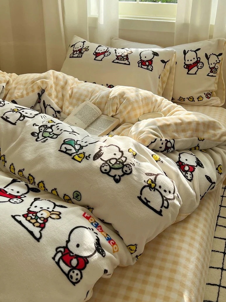 かわいいハローキティミルクベルベット厚みのある4ピース両面ベルベットキルトカバー1