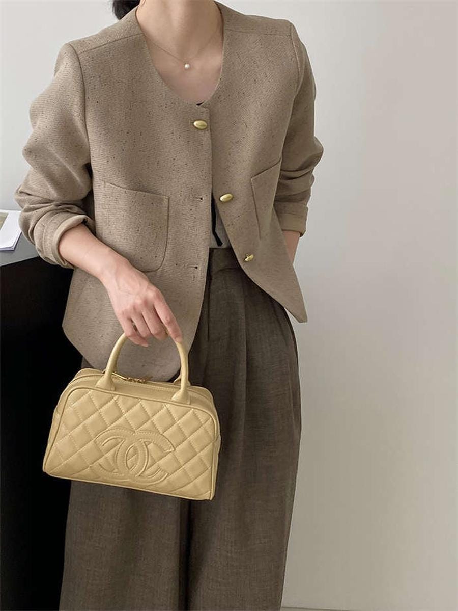 きれいめ 通勤 卒業式 レディース 裏地付き 入園式 ママ 仕事 フ 学校行事 ノーカラージャケット 通勤 アウター ショート デート 上品 ジャケット 謝恩会 ママスーツ トップス 母 大人 きれいめ 通勤 卒業式 レディース 裏地付き 入園式 ママ 仕事 フ 学校行事 ノーカラージャケット 通勤 アウター ショート デート 上品 ジャケット 謝恩会 ママスーツ トップス 母 大人