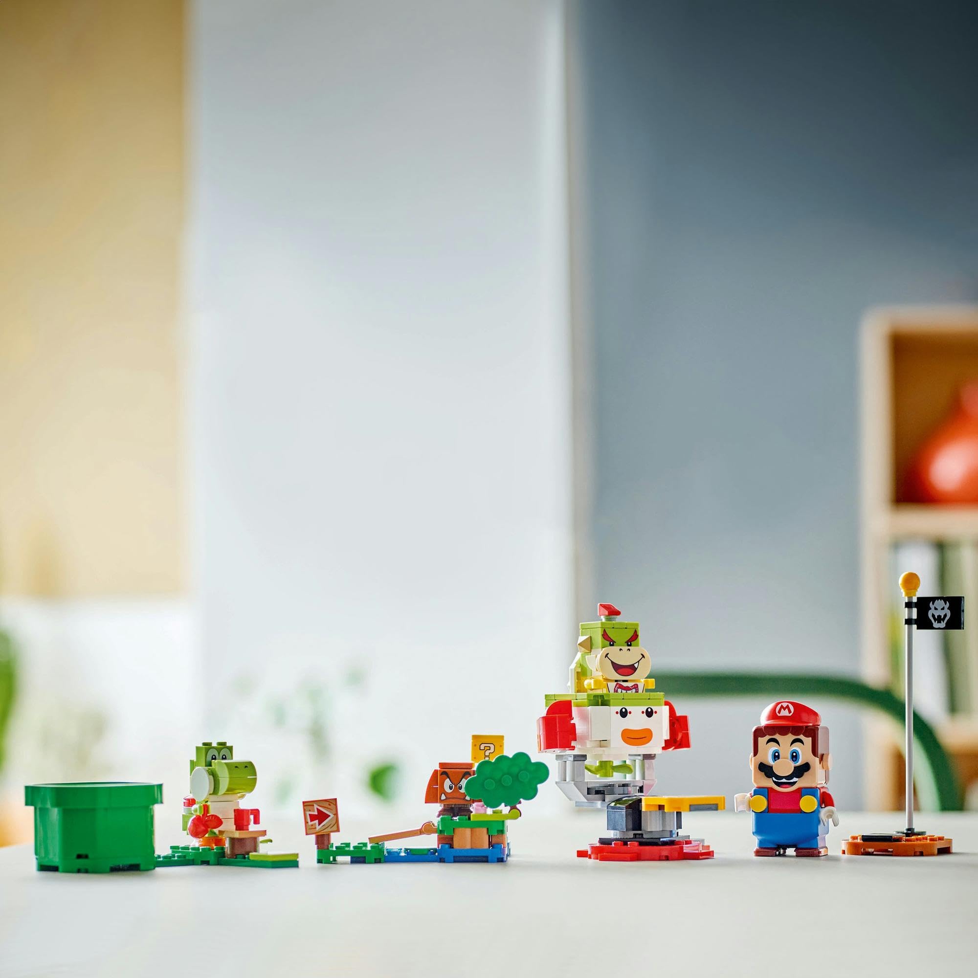 スーパーマリオ (R)マリオ と ぼうけん！ おもちゃ 玩具 クリスマスプレゼント プレゼント ブロック 男の子 女の子 子供 5歳 6歳 7歳 8歳 小学生 知育 人気