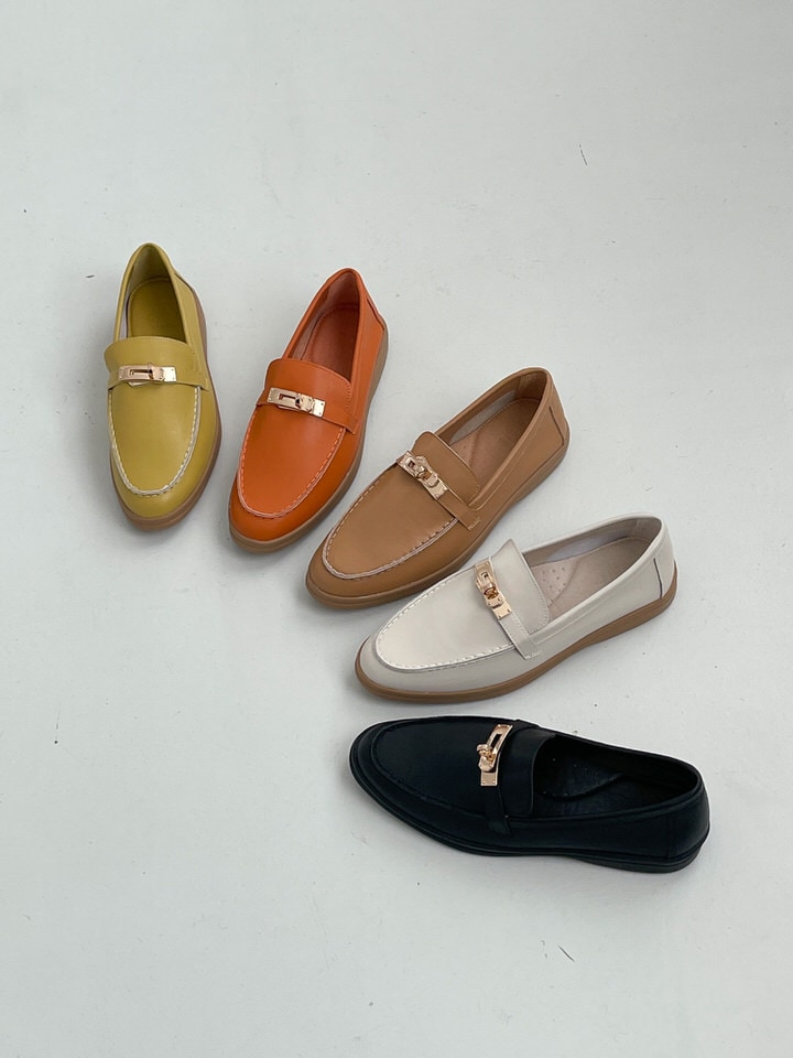 ローファー リアルレザー メタルモチーフ フラット レディース 黒 茶 黃 ブラック ブラウン オレンジ イエロー アイボリー おじ靴 革靴 靴 婦人靴 韓国 ローファー リアルレザー メタルモチーフ フラット レディース 黒 茶 黃 ブラック ブラウン オレンジ イエロー アイボリー おじ靴 革靴 靴 婦人靴 韓国
