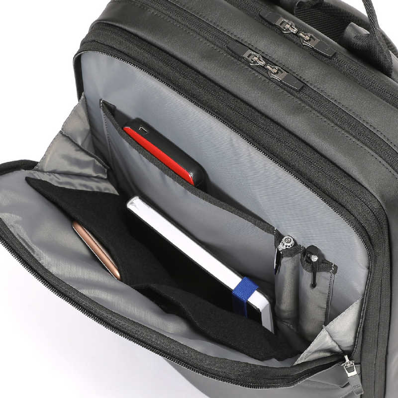 BERMAS 2層式ビジネスリュック バックパック 衣類収納ポケット付 容量拡張タイプ PC収納15インチ対応 DULITE FLEX ブラック 60644 BERMAS 2層式ビジネスリュック バックパック 衣類収納ポケット付 容量拡張タイプ PC収納15インチ対応 DULITE FLEX ブラック 60644