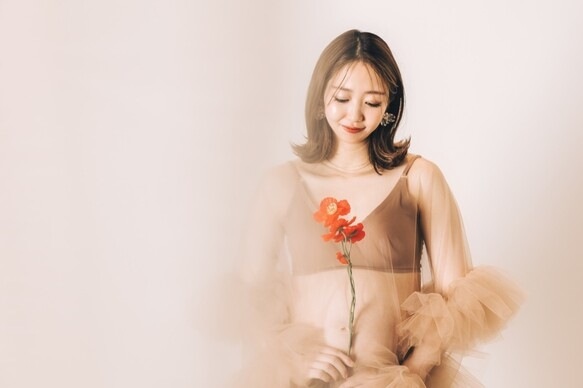 実例写真! ベージュ ソフトチュール トップス 目立つ 花嫁 前撮り 色直し 揺らめく裾 実例写真! ベージュ ソフトチュール トップス 目立つ 花嫁 前撮り 色直し 揺らめく裾