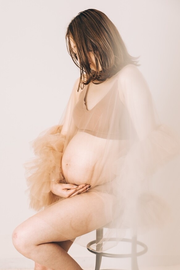 実例写真! ベージュ ソフトチュール トップス 目立つ 花嫁 前撮り 色直し 揺らめく裾 実例写真! ベージュ ソフトチュール トップス 目立つ 花嫁 前撮り 色直し 揺らめく裾