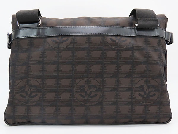 超美品シャネルニュートラベルライン斜め掛けショルダーバッグメッセンジャーバッグダークブラウンマロンブラック 超美品シャネルニュートラベルライン斜め掛けショルダーバッグメッセンジャーバッグダークブラウンマロンブラック