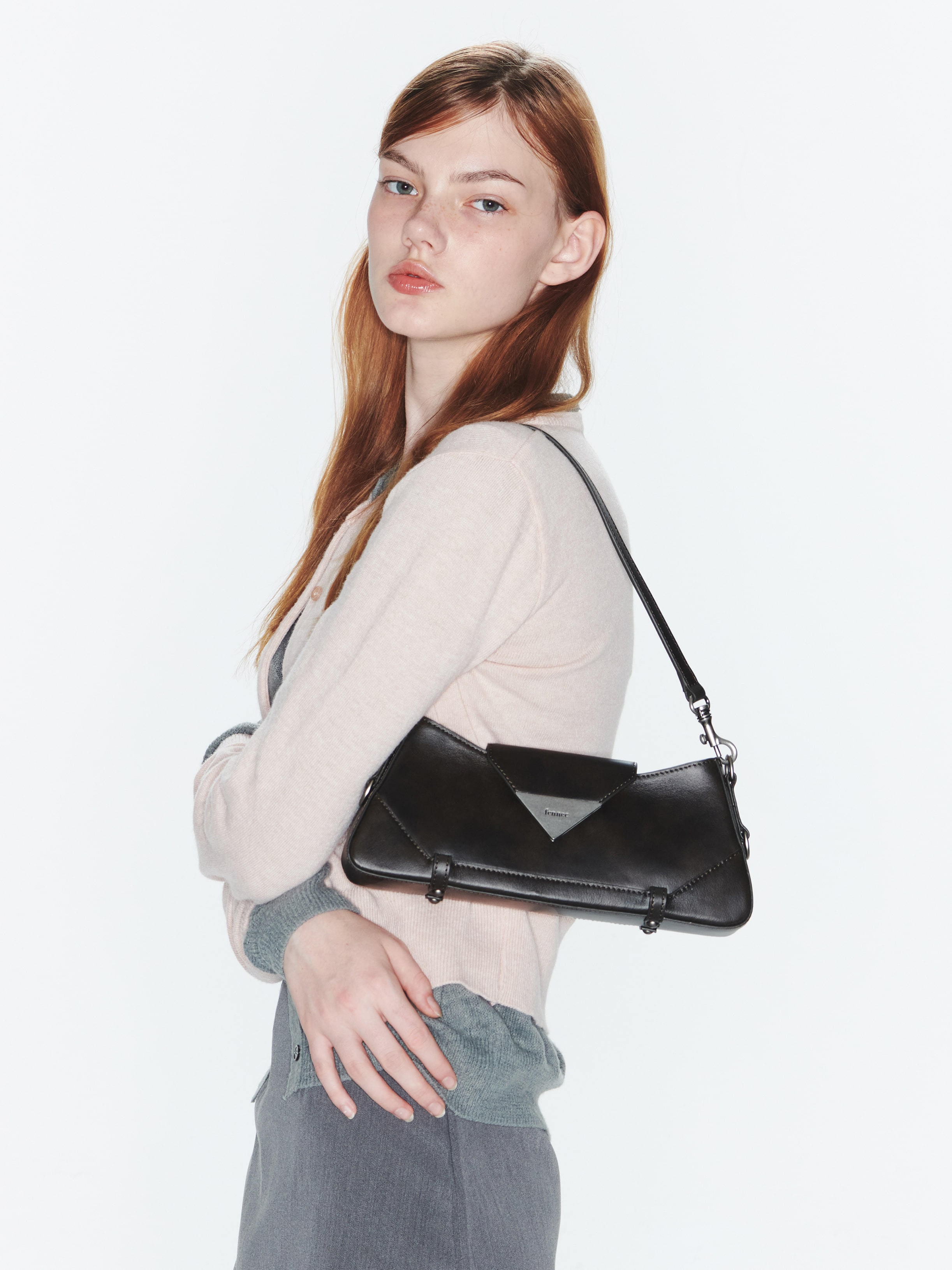 フェネック【FENNEC】GAVI TRIANGLE BAG [正規品] [関税・送料