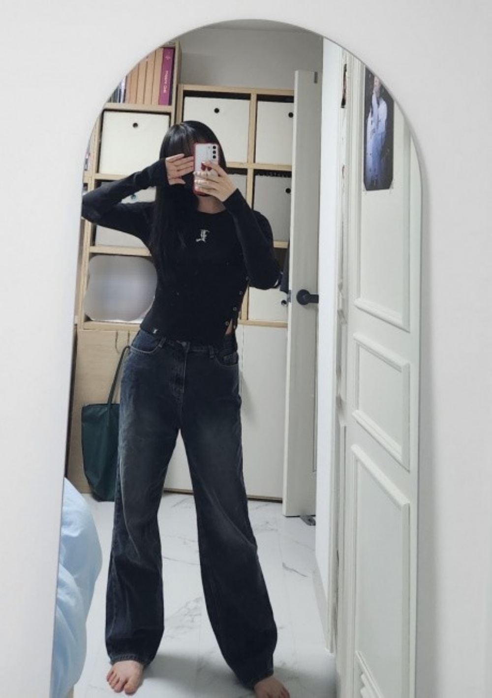 VL L LOGO TEE VL L LOGO TEE