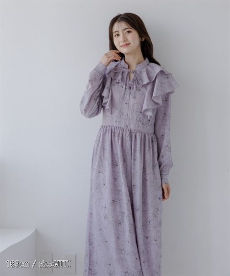 ロング・マキシ丈/半袖 高身長　フリルデザイン総柄ワンピース トールサイズ fifiean