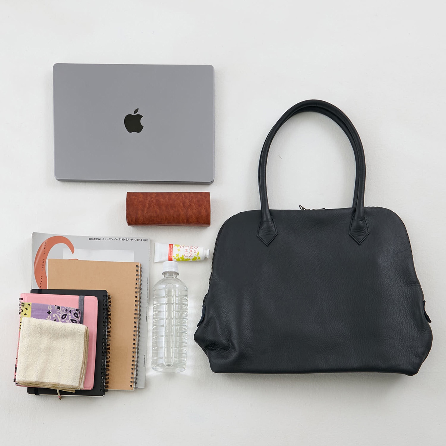 トートバッグ メンズ レディース A4サイズ対応 縦型 A4サイズ対応 縦型 ブラック 黒 61110750-49-99 トートバッグ メンズ レディース A4サイズ対応 縦型 A4サイズ対応 縦型 ブラック 黒 61110750-49-99