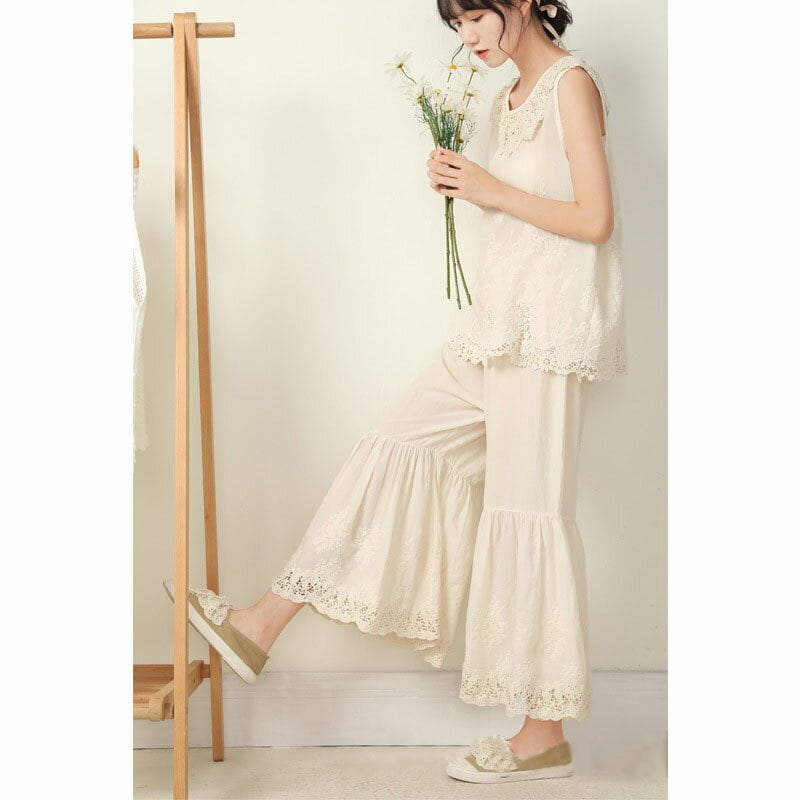 ぺチパンツレースロング綿ペチコートレディースパンツ大きいサイズフレアインナーパンツ刺繍裾レースロングペチパンツ重ね着コットン綿天然素材ゆったり下着スカラップレース見せパン裾見せかわ ぺチパンツレースロング綿ペチコートレディースパンツ大きいサイズフレアインナーパンツ刺繍裾レースロングペチパンツ重ね着コットン綿天然素材ゆったり下着スカラップレース見せパン裾見せかわ