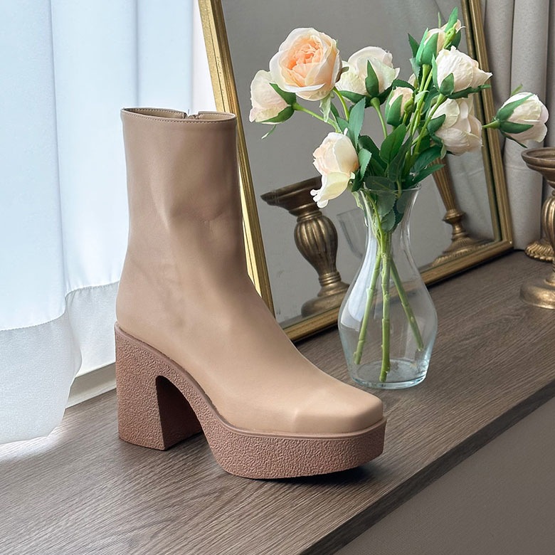 3color ファスナー付きで履き脱ぎ楽ちん. シンプル, ベーシックな スクエアトゥ 前厚 プラットフォーム デイリーショートブーツ 3color ファスナー付きで履き脱ぎ楽ちん. シンプル, ベーシックな スクエアトゥ 前厚 プラットフォーム デイリーショートブーツ