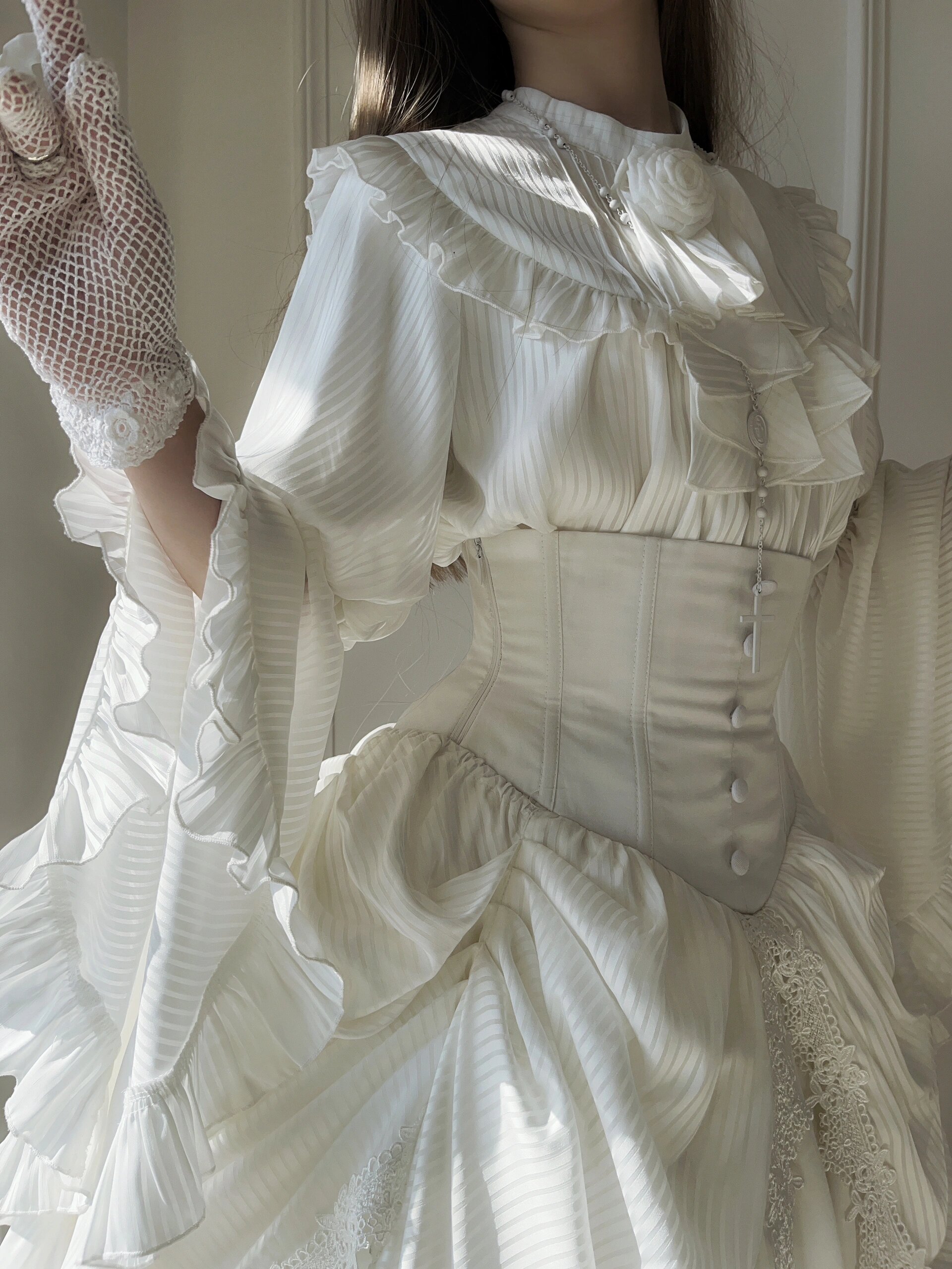 コスプレドレスロリータスカートワンピースゴスロリ純白シャツフィッシュボーンスカート袖スーツロリータ