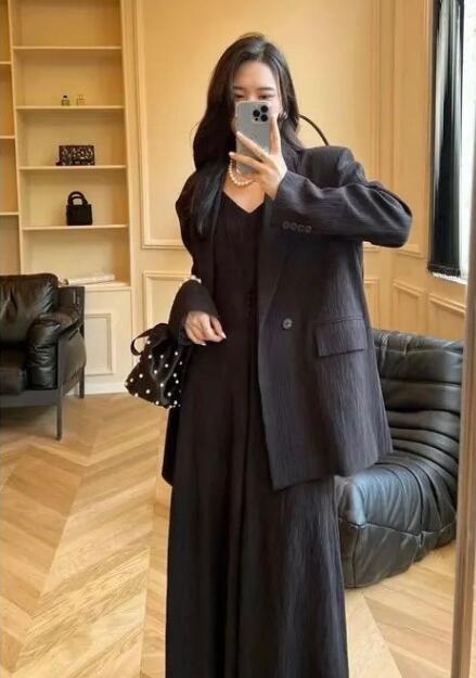 【セール中】カジュアルスーツ 事務服 OL 可愛い レディース 2点セット ジャケット+吊りワンピース キャリア 通勤 就活 セレモニースーツ ママスーツ 体型カバー スーツ セットアップ ワンピース 【セール中】カジュアルスーツ 事務服 OL 可愛い レディース 2点セット ジャケット+吊りワンピース キャリア 通勤 就活 セレモニースーツ ママスーツ 体型カバー スーツ セットアップ ワンピース