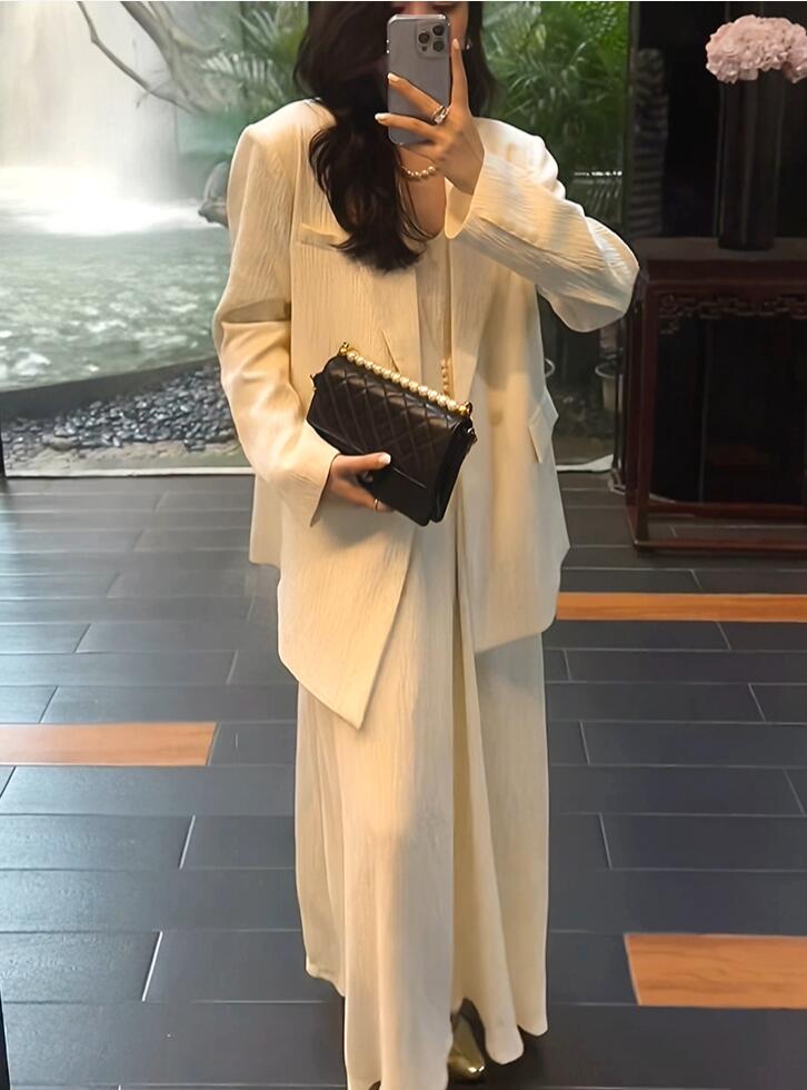 【セール中】カジュアルスーツ 事務服 OL 可愛い レディース 2点セット ジャケット+吊りワンピース キャリア 通勤 就活 セレモニースーツ ママスーツ 体型カバー スーツ セットアップ ワンピース 【セール中】カジュアルスーツ 事務服 OL 可愛い レディース 2点セット ジャケット+吊りワンピース キャリア 通勤 就活 セレモニースーツ ママスーツ 体型カバー スーツ セットアップ ワンピース